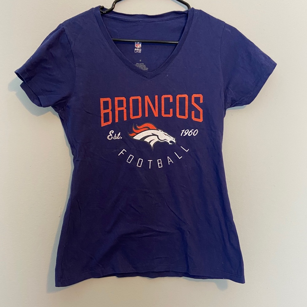 NFL S Broncos V-Neck Short Sleeve